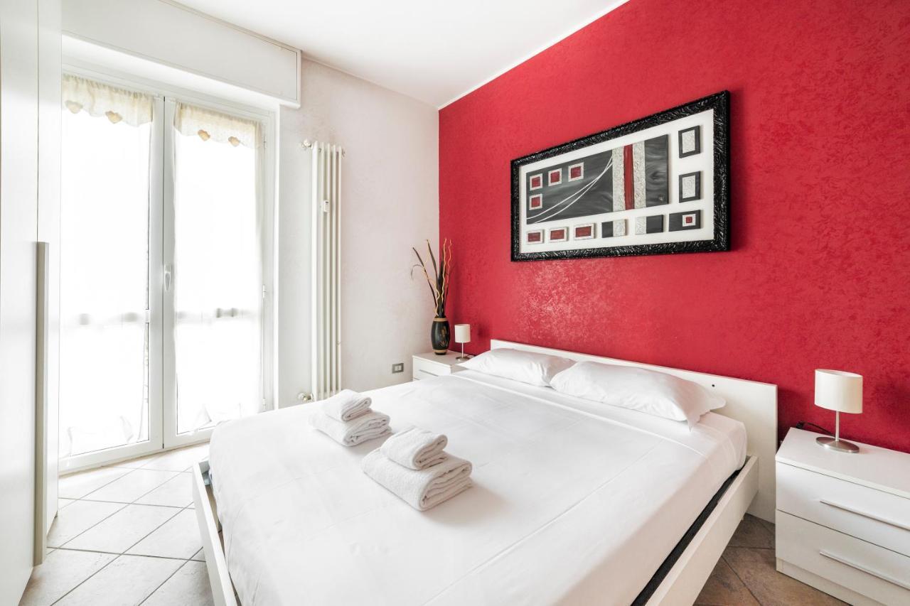 Martesana Flat With Balcony - M1 Gorla And Turro Apartment Milan Bagian luar foto